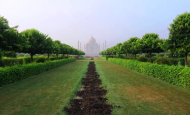 2 Days Taj Mahal & Agra Tour from Kochi