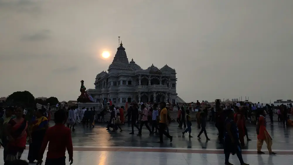 Day Trip to Mathura, Vrindavan with The Taj Mahal, Agra from Delhi